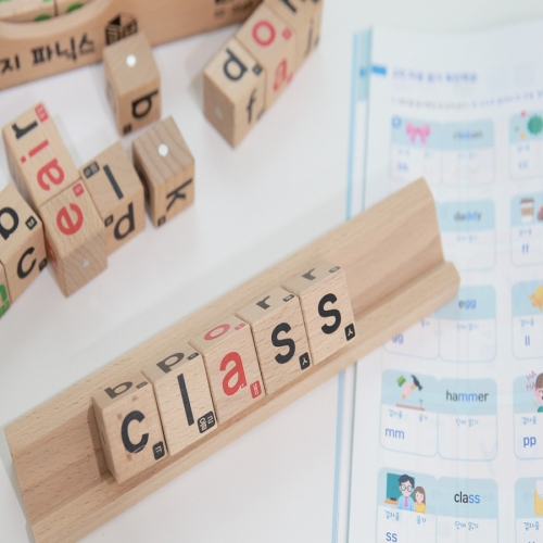 [이지교육] 이지파닉스 큐브 알파벳 블럭놀이로 쉽게 배우는 홈스쿨 어린이집 파닉스 영어교구 교재