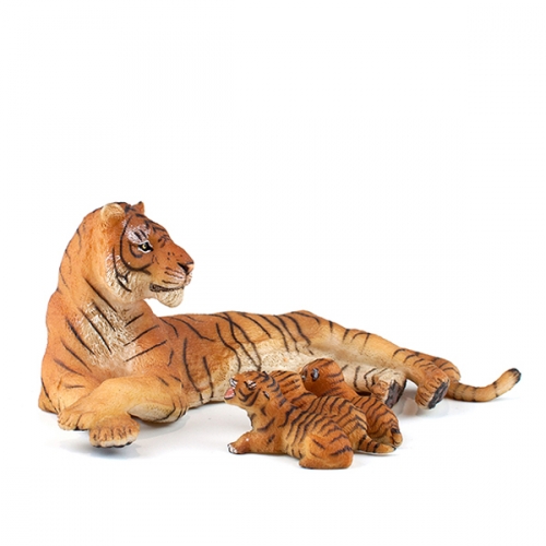 파포 젖먹이는 엄마호랑이