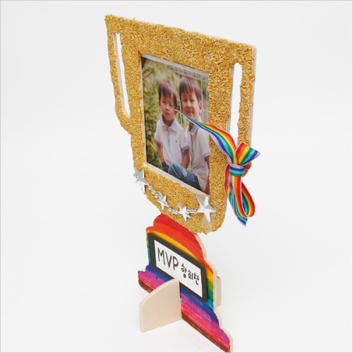 트로피 나무 액자