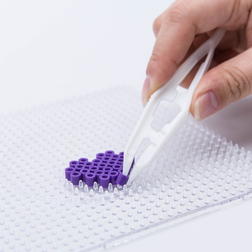 5mm 컬러비즈 18색세트 + 부자재3종(5mm모양판사각대+기름종이+컬러비즈용곡선집게(5개입))