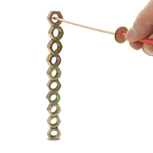 너트 쌓기 게임