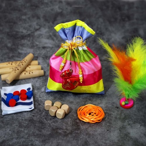 전통놀이 색동복주머니세트(윷놀이/나무공기/실뜨기실/깃털제기)