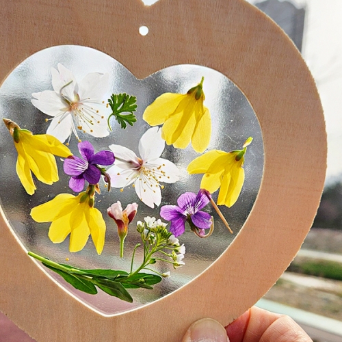 하트 나무 리스 모빌