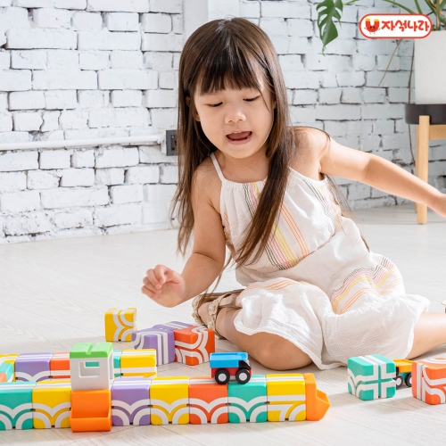 [자석나라] Qbi 자석블럭 (슈퍼마켓) 자동차 도로놀이 레이싱 미니카