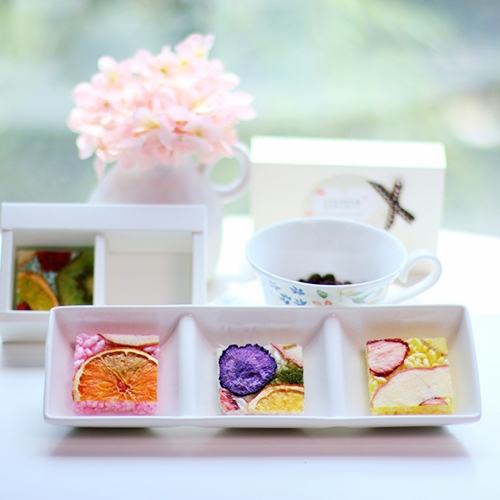 [답례품] 과일쌀강정 종이 팔레트 2호(4개입)