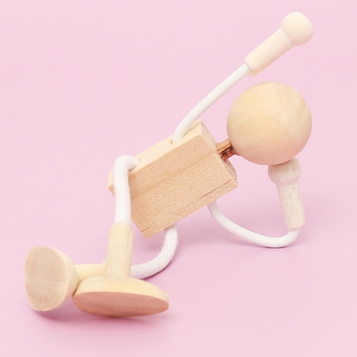 움직이는 나무 인형