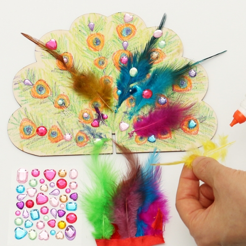 나무 공작새 꾸미기