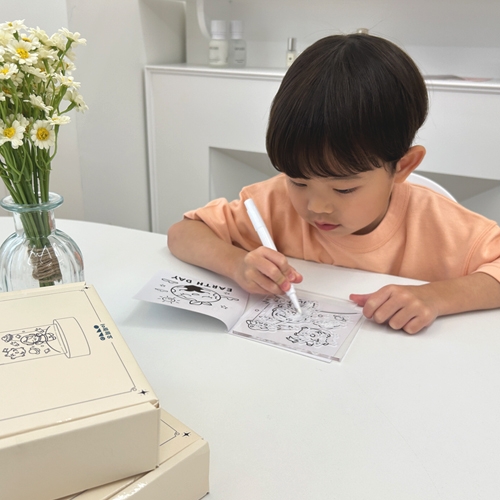 [오늘놀이] DIY 아크릴 무드등(18종 도안북/화이트 마커펜 포함/KC인증)