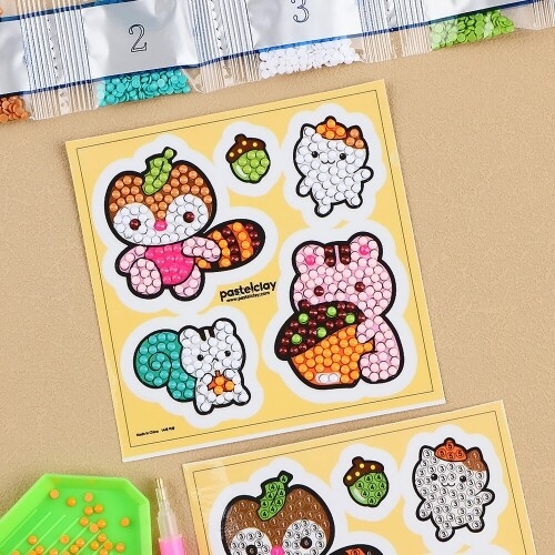 [파스텔클레이]보석십자수 접착식 가을 도토리 다람쥐 만들기