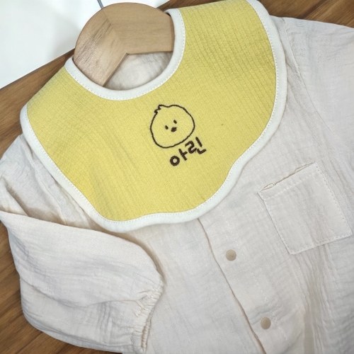 3중거즈 순면 아기 턱받이 자수 이니셜 침받이 이유식 돌 선물