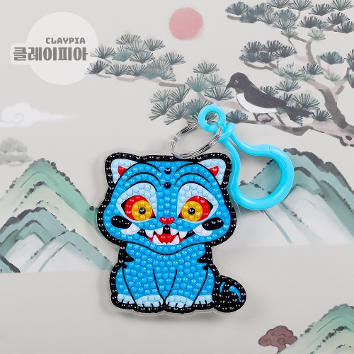 케데헌 더피 푸른 호랑이 보석십자수 키링 만들기