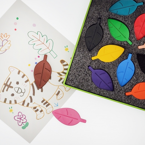 나뭇잎 크레용 12색 컬러링 선물세트