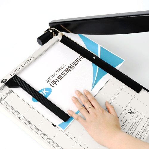 로드메일코리아 A4/B4 작두형 재단기 PC450 최대 16매 재단